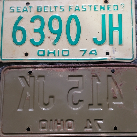 Vintage Early '70s Ohio License Plates Lot of 3 - Picture 5 of 5